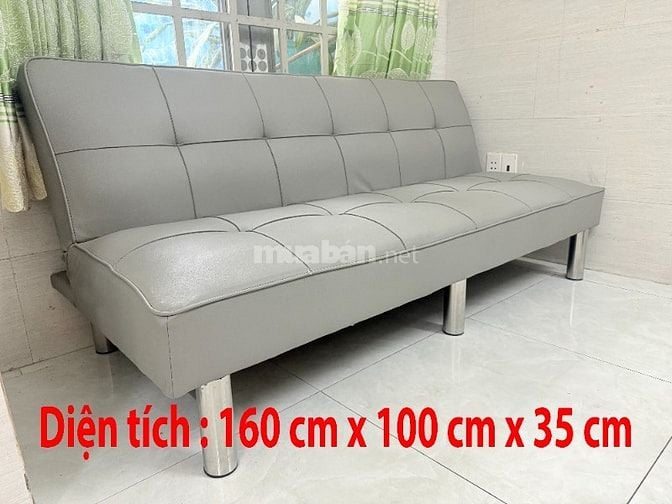 Cần thanh lý 02 tủ quần áo và ghế tựa + giường