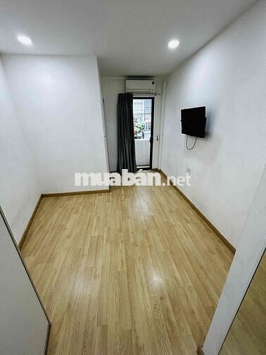 Nhà sát mặt tiền Nguyễn Văn Trỗi, 2 mặt hẻm, 2 phòng ngủ