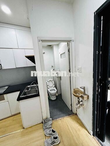 Nhà sát mặt tiền Nguyễn Văn Trỗi, 2 mặt hẻm, 2 phòng ngủ