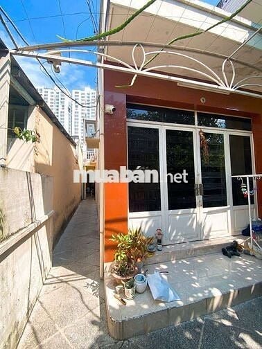 Cách Lotte Mart,TDTU,Rmit chỉ 2km,ko ngập,99m2, có sân vườn, 8.x tỷ