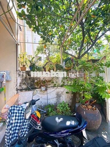 Cách Lotte Mart,TDTU,Rmit chỉ 2km,ko ngập,99m2, có sân vườn, 8.x tỷ