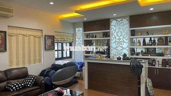 🏡 Cho Thuê Biệt Thự 3E Phổ Quang_8,5x18m, 3 Lầu Nội Thất, Máy Lạnh.