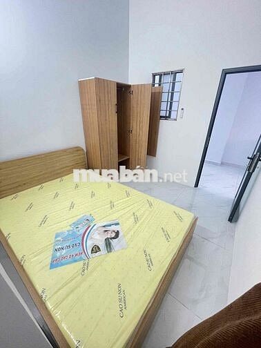 Căn 2PN1WC ban công + full NT + máy giặt riêng