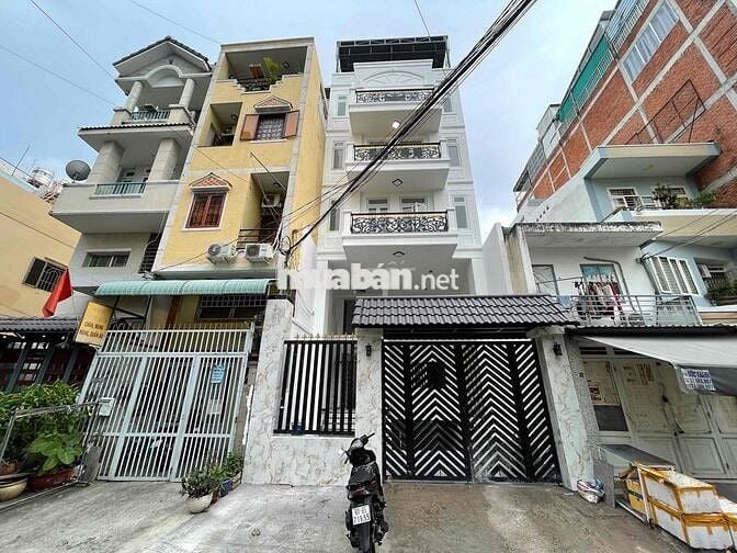 Bán căn hộ dịch vụ cao cấp mặt tiền đường số Tân quy, Q7