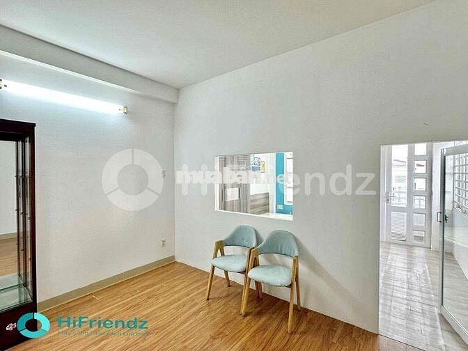 CĂN HỘ BAN CÔNG NGAY NGÃ TƯ BẢY HIỀN GẦN Q10 GÀN BỆNH VIỆN THỐNG NHẤT