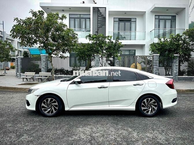Honda Civic 2018 1.8 E - 95000 km