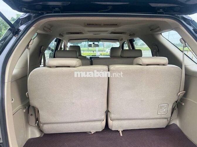 Toyota Fortuner 2011 2.7L Đen 180000 km