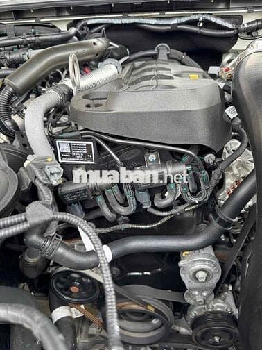 CẦN BÁN XE FORD EVERETS TITANIUM PLUS 4x4.13NKM