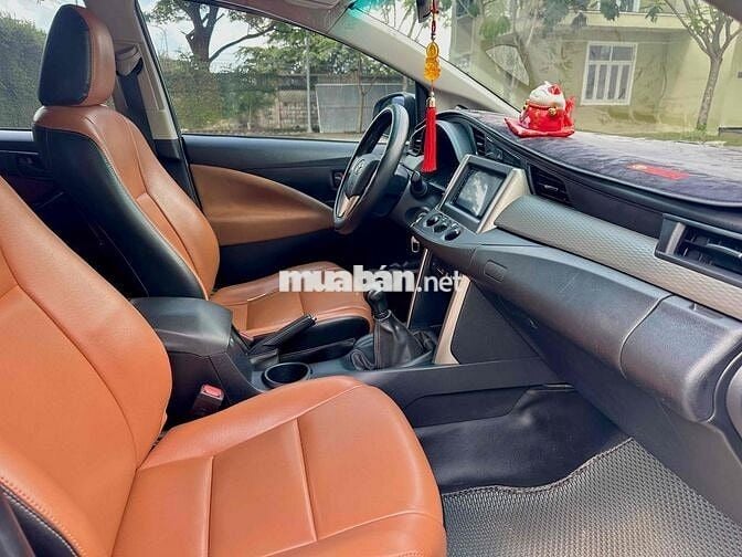 Toyota Innova 2019 2.0E - 125000 km