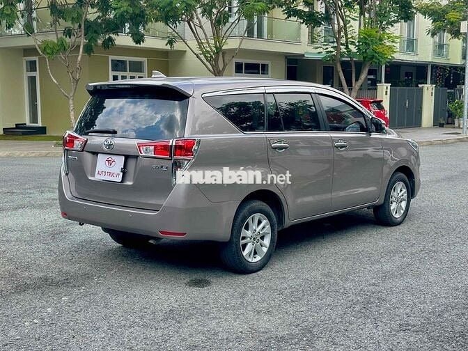 Toyota Innova 2019 2.0E - 125000 km
