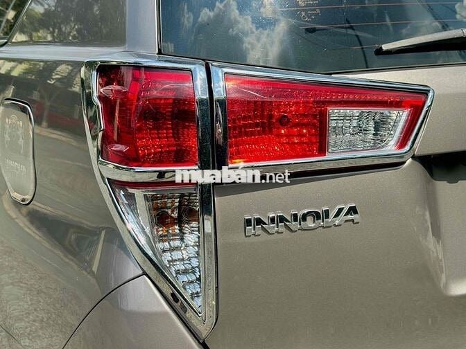 Toyota Innova 2019 2.0E - 125000 km
