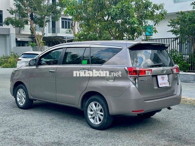Toyota Innova 2019 2.0E - 125000 km