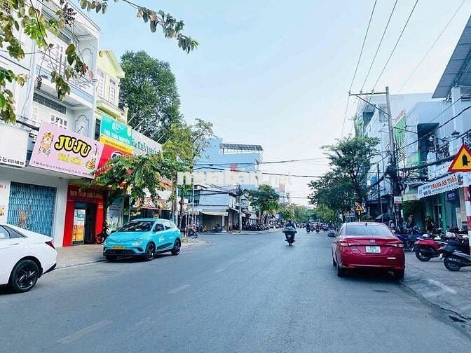 Cho thuê nhà mặt tiền đường Phạm Ngũ Lão