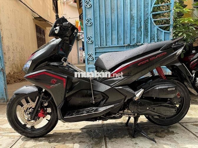 Ab 2019 đen nhám bs43, máy rin êm, áo sơn tem rin.