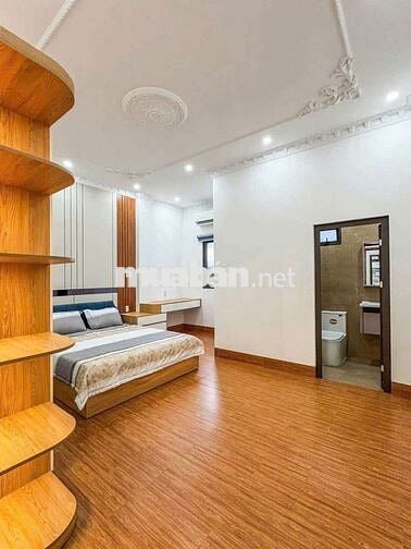 NHÀ 2 LẦU CAO CẤP - KDC HỒNG LOAN