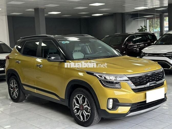 Kia Seltos 2023 Premium 1.4 AT - 36,000 km một chủ