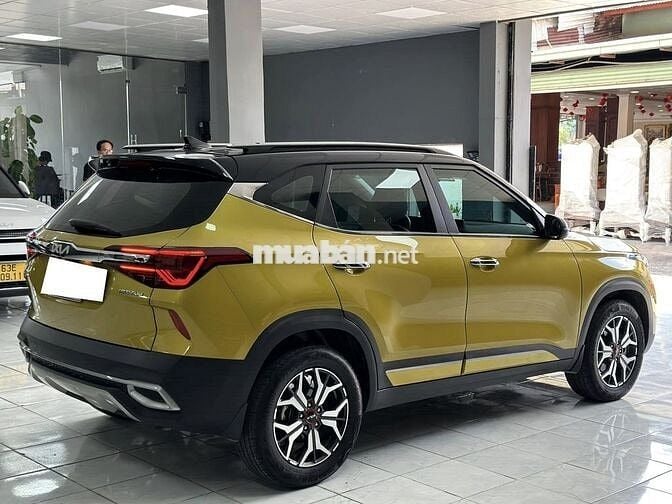 Kia Seltos 2023 Premium 1.4 AT - 36,000 km một chủ