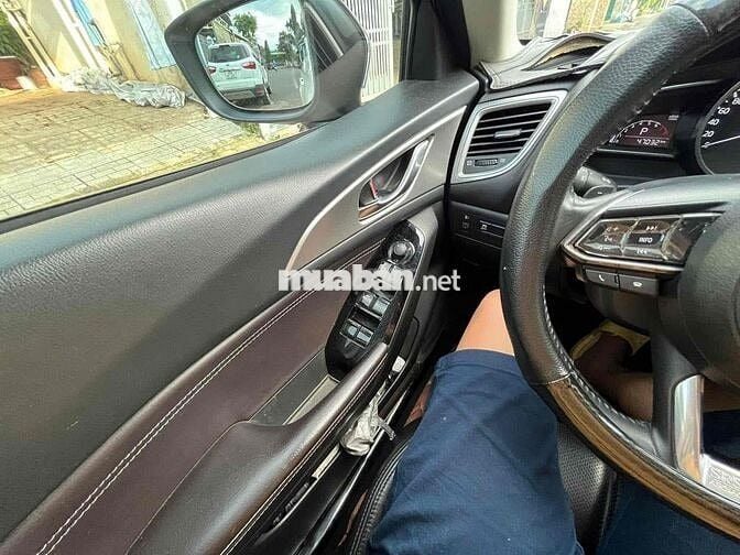 Mazda 3 2019 Sport 1.5L Deluxe - 47000 km