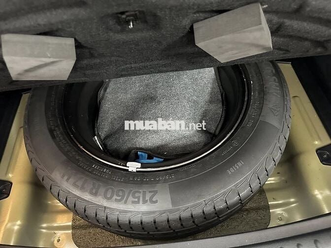 Kia Seltos 2023 Premium 1.4 AT - 36,000 km một chủ