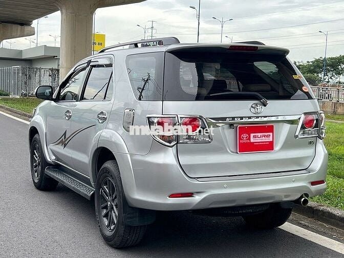 Toyota Fortuner 2016 2.7V AT