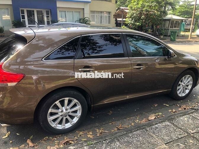 Toyota Venza 2009 Toyota Venza 2.7 AT - 100000 km