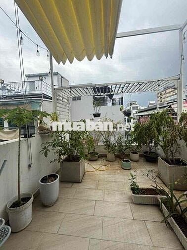 Bán nhà Quận 3, 5 tầng kiên cố, hẻm 3m thẳng một trục, sát mặt tiền. V