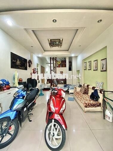 HẺM Ô TÔ THÔNG - NHÀ ĐẸP Ở NGAY - THÍCH QUẢNG ĐỨC - CHỈ 9.99 TỶ