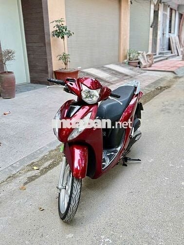 Honda Vision 2021 nguyên bản màu đỏ