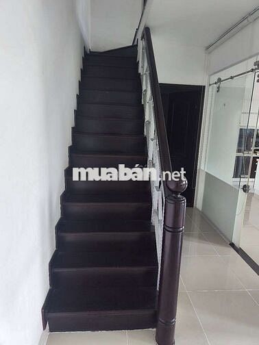 Penhouse hưng vượng 2-4pn -3wc