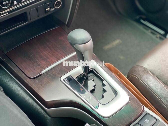 Toyota Fortuner 2019 2.7V 4x2 AT - 65000 km