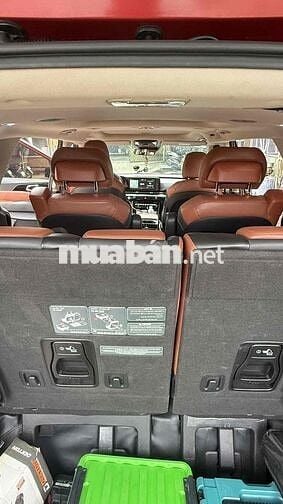 Kia Carnival 2024 Signature 2.2D - 59000 km