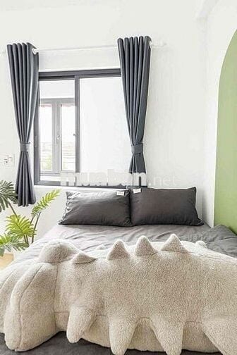 CĂN HỘ STUDIO CỬA SỔ 1 NGƯỜI Ở SIÊU CAO CẤP NGAY CHỢ PHẠM VĂN BẠCH