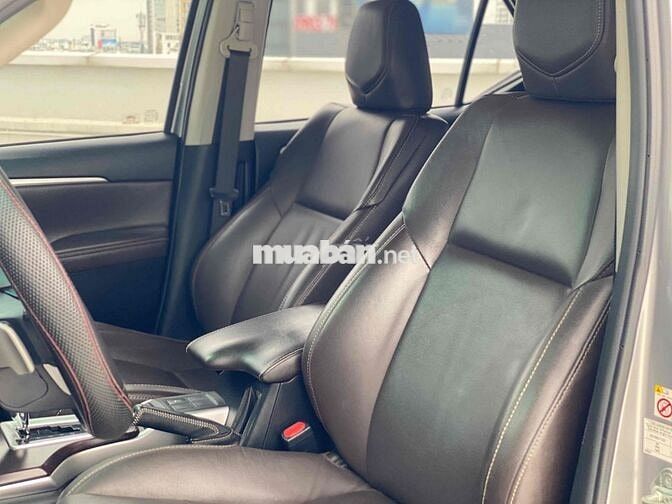 Toyota Fortuner 2019 2.7V 4x2 AT - 65000 km