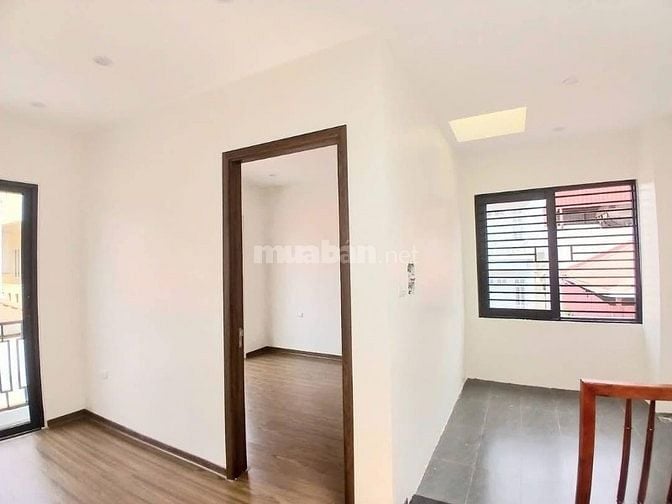  PHÂN LÔ CÁN BỘ - Ô TÔ 7 CHỖ ĐỖ CỬA - LÔ GÓC 2 MẶT NGÕ - NHÀ MỚI Ở LUÔ