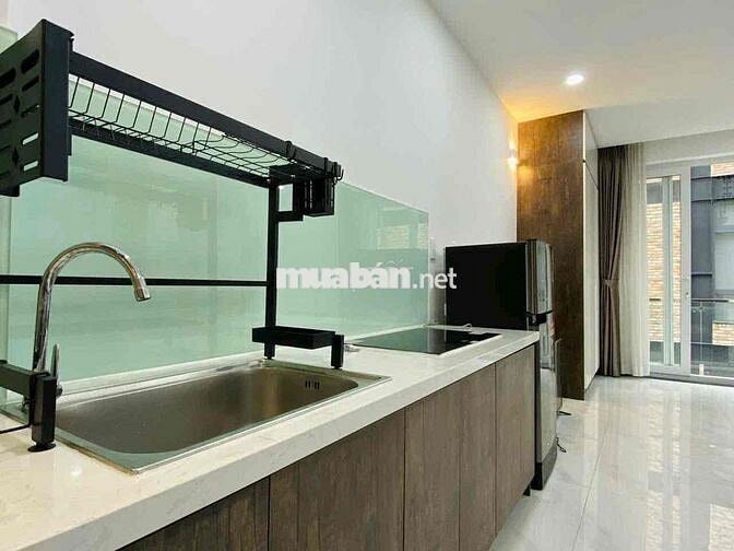 CHO THUÊ CĂN HỘ CHUNG CƯ MINI CỬA SỔ TO NGAY VÒNG XOAY ĐIỆN BIÊN PHỦ