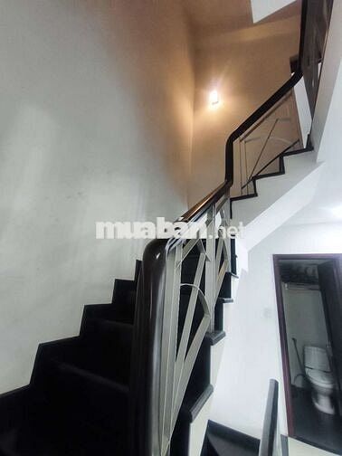 Penhouse hưng vượng 2-4pn -3wc