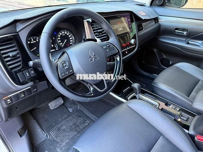 Mitsubishi Outlander Premium 2.0 CVT 2021