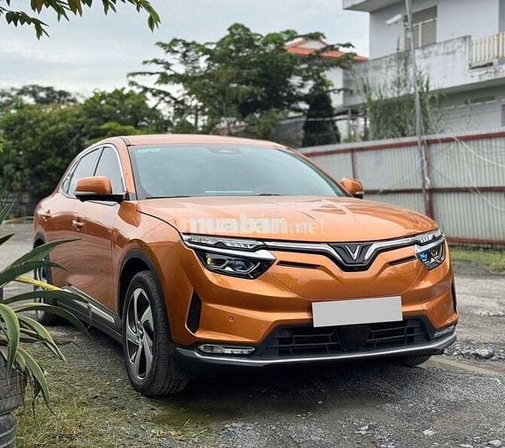 VinFast VF8 2022 VF8 Eco - 33000 km