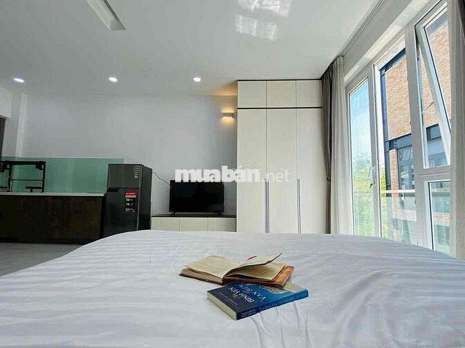 CHO THUÊ CĂN HỘ CHUNG CƯ MINI CỬA SỔ TO NGAY VÒNG XOAY ĐIỆN BIÊN PHỦ