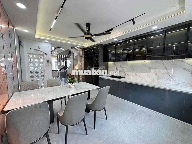 CHỈ VỚI 5,98 TỶ SỠ HỮU NGAY NHÀ HXH- HỒ BÁ KIỆN, Q10 VỚI DT 60,75M2