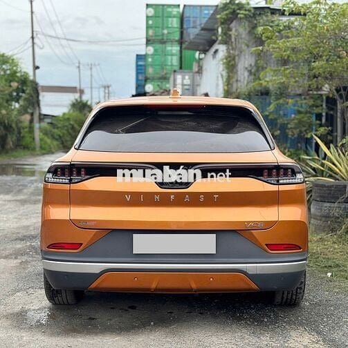 VinFast VF8 2022 VF8 Eco - 33000 km