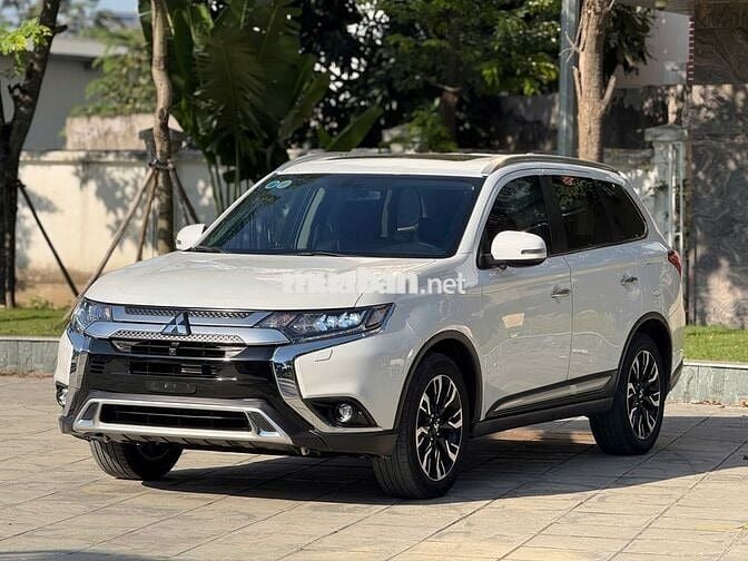 Mitsubishi Outlander Premium 2.0 CVT 2021