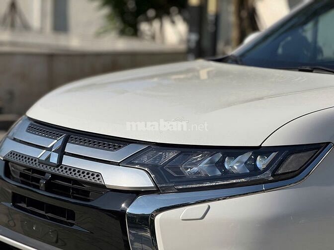 Mitsubishi Outlander Premium 2.0 CVT 2021