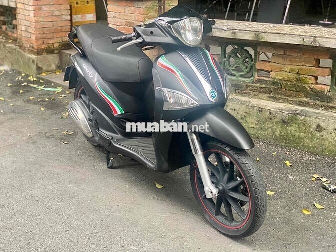 🌈🌈Cần bán xe Liberty 125fi 3vie Đk 2014 Bstp