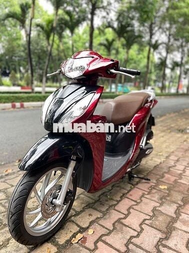 Honda Vision 2024 màu Đỏ