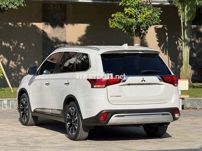 Mitsubishi Outlander Premium 2.0 CVT 2021
