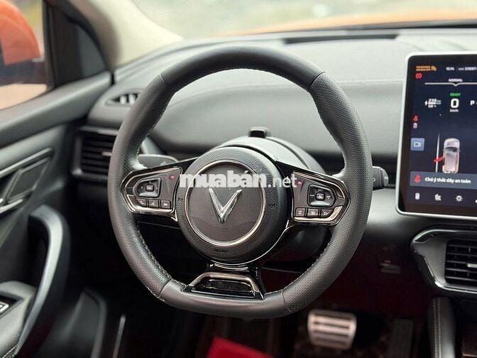 VinFast VF8 2022 VF8 Eco - 33000 km