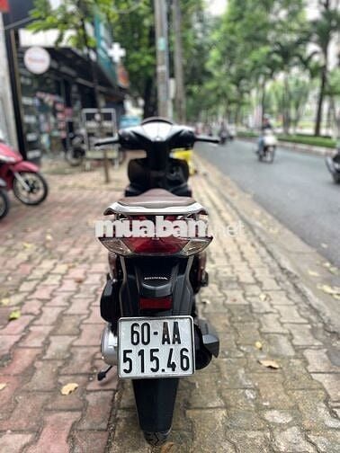 Honda Vision 2024 màu Đỏ