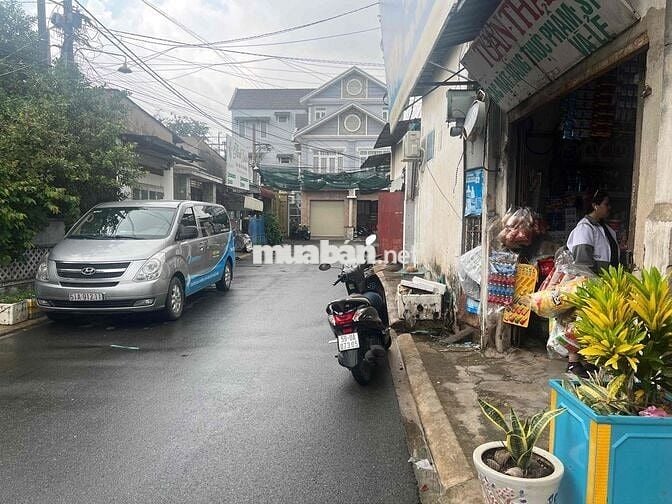 Bán nhà mặt phố 137 Bùi Văn Hòa, 15 tỷ (giá thương lượng) , 227m2