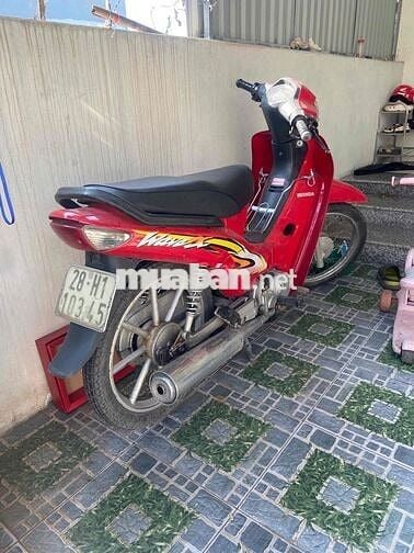 Bán wave 100 đời 2004 đỏ cờ. giá 8,6tr